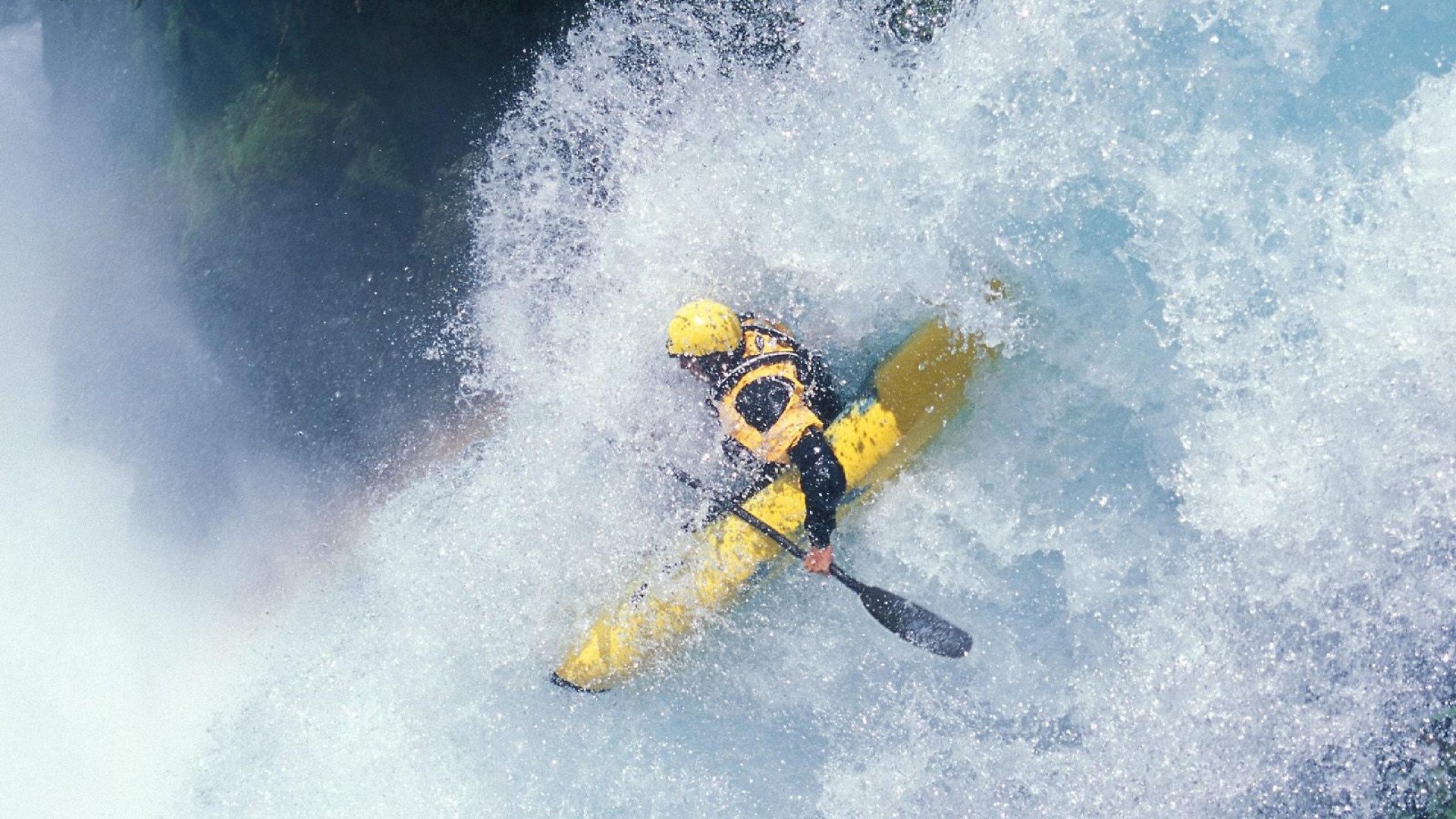 AYX体育-庞蒂决赛中段加速抢占优势，庞蒂克gxp