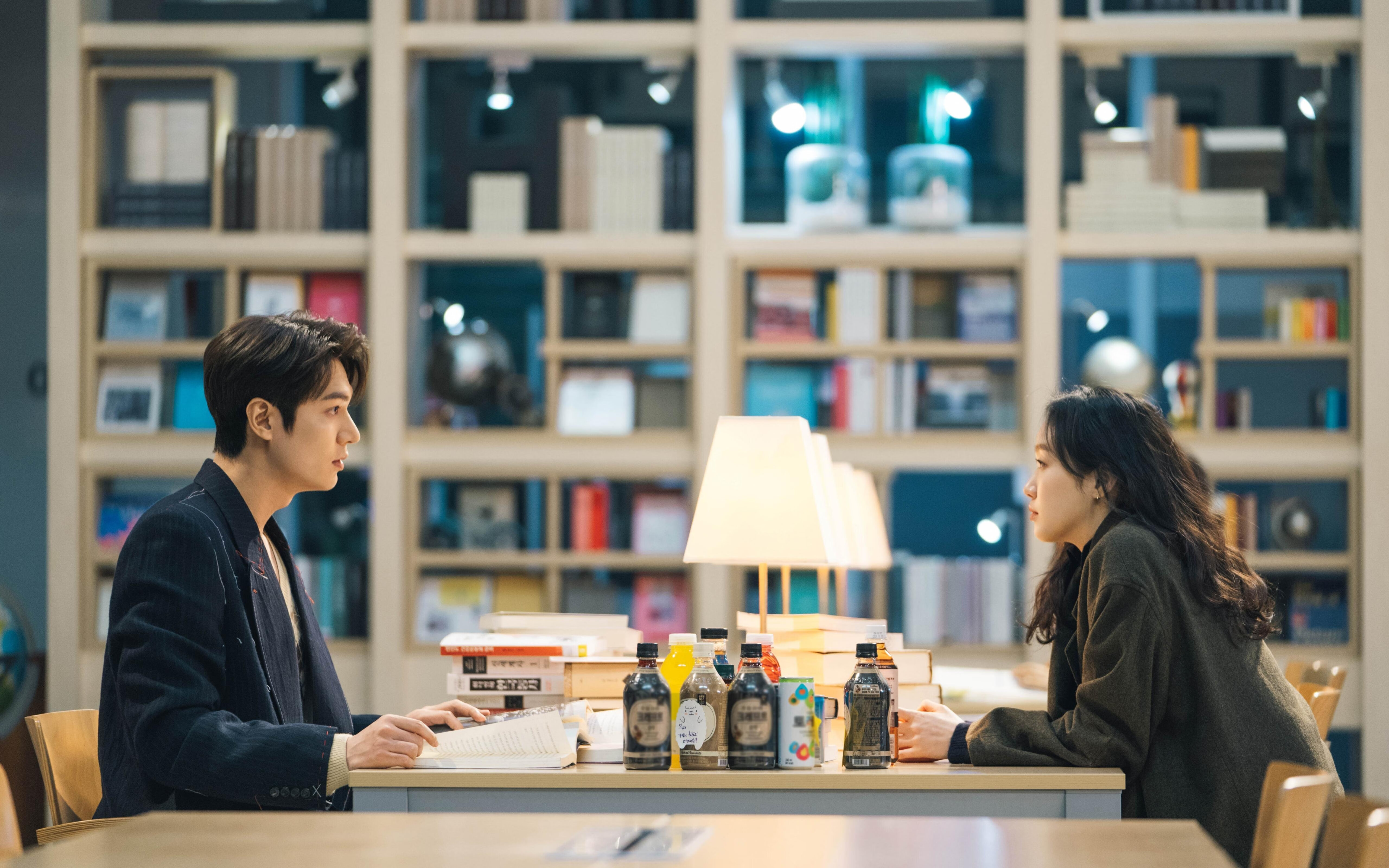 西班牙国家队迎来新一轮青年才俊，打造未来核心